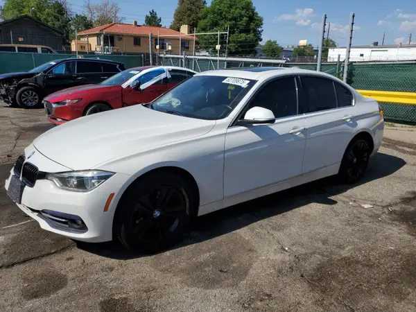 WBA8D9G3XHNU61729 2017 BMW 3ER - Image 1