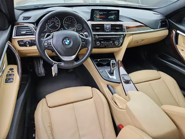 WBA8D9G3XHNU64985 2017 BMW 3ER - Image 8