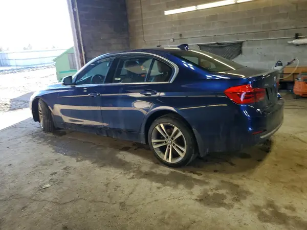 WBA8D9G50HNT90705 2017 BMW 3ER - Image 2