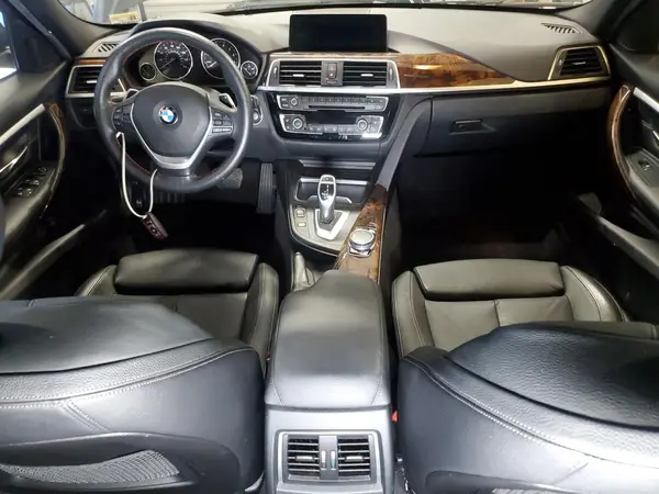 WBA8D9G50HNU59232 2017 BMW 3ER - Image 8