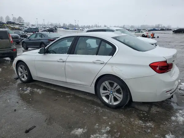 WBA8D9G50HNU59800 2017 BMW 3ER - Image 2