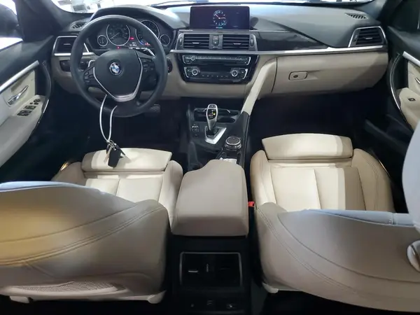 WBA8D9G50HNU61000 2017 BMW 3ER - Image 8