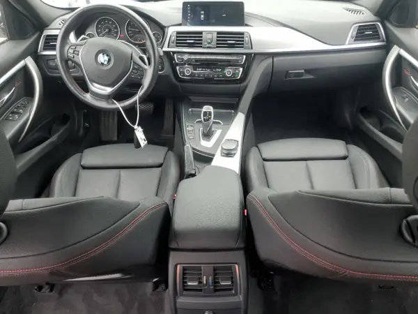 WBA8D9G50JNU66803 2018 BMW 3ER - Image 8