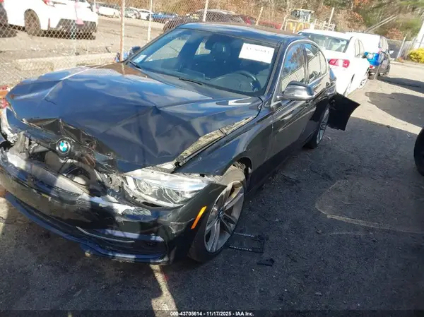 WBA8D9G50JNU68647 2018 BMW 3ER - Image 2