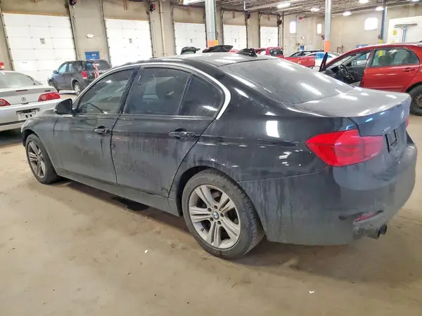 WBA8D9G50JNU70351 2018 BMW 3ER - Image 2