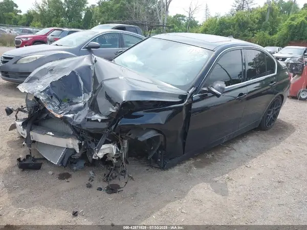 WBA8D9G51HNT91152 2017 BMW 3ER - Image 2