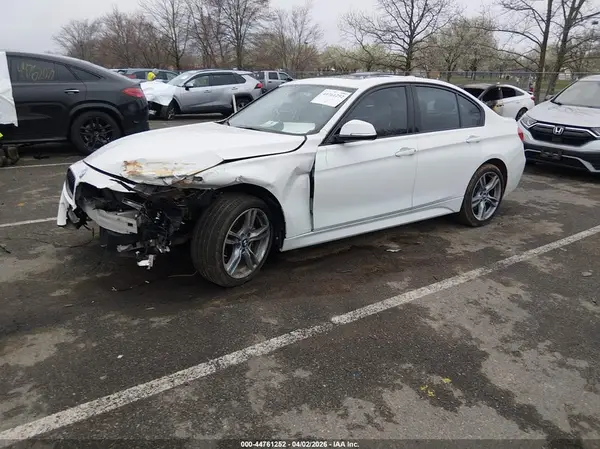 WBA8D9G51HNT91510 2017 BMW 3ER - Image 2