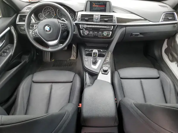 WBA8D9G51JNU71654 2018 BMW 3ER - Image 8