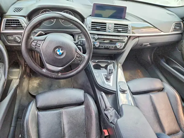 WBA8D9G51JNU71802 2018 BMW 3ER - Image 8