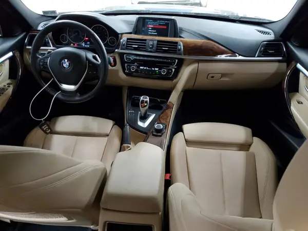 WBA8D9G51JNU71959 2018 BMW 3ER - Image 8