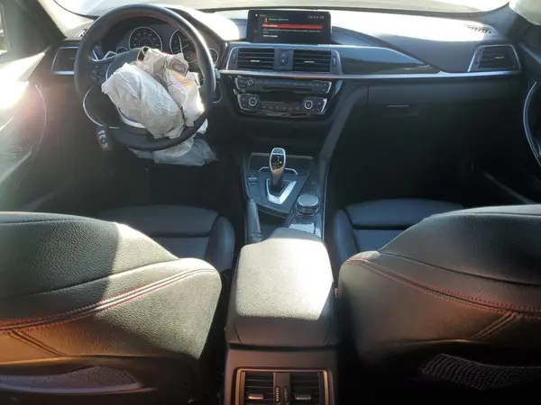 WBA8D9G51JNU72948 2018 BMW 3ER - Image 8