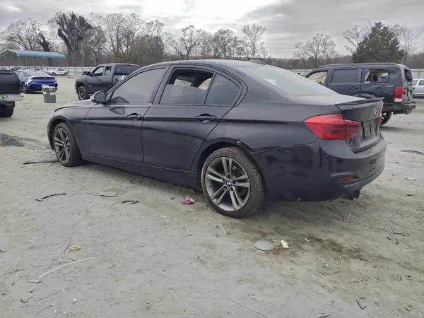 WBA8D9G52HNT90947 2017 BMW 3ER - Image 2
