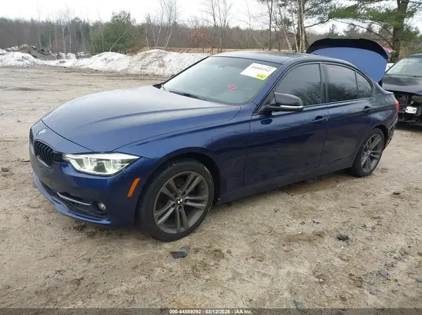WBA8D9G52HNU58468 2017 BMW 3ER - Image 2