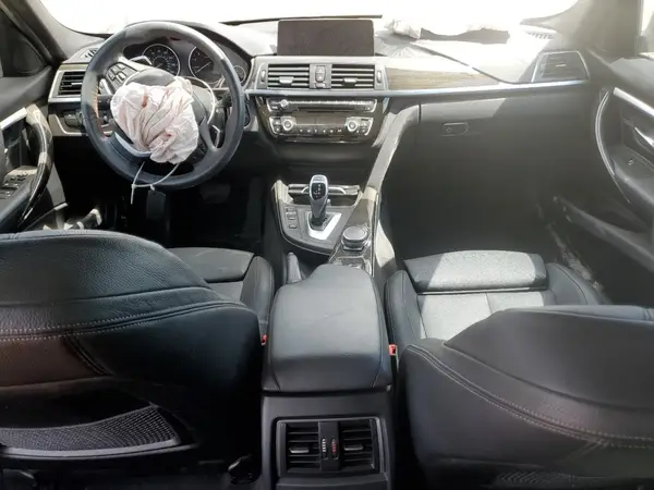 WBA8D9G52HNU58566 2017 BMW 3ER - Image 8