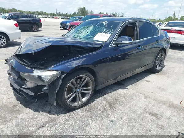 WBA8D9G52HNU59765 2017 BMW 3ER - Image 2