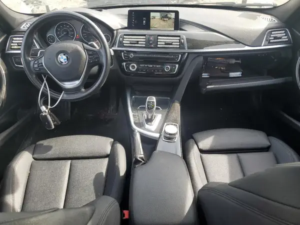WBA8D9G52JNU68116 2018 BMW 3ER - Image 8