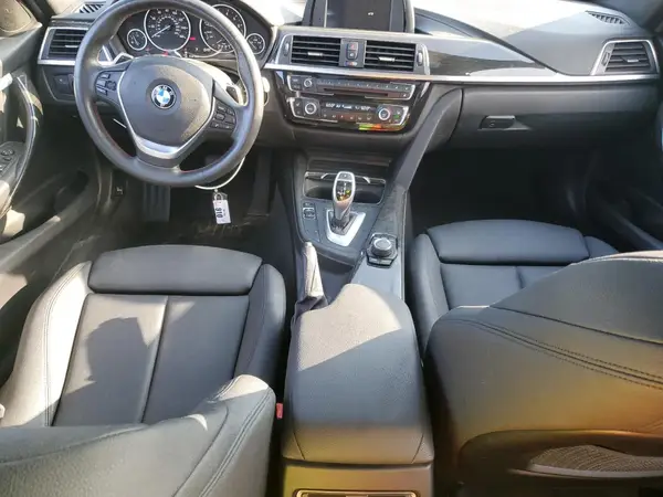 WBA8D9G52JNU68665 2018 BMW 3ER - Image 8
