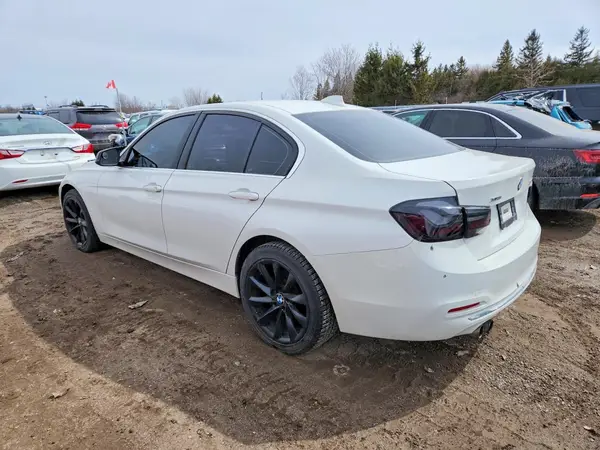 WBA8D9G53HNU59080 2017 BMW 3ER - Image 2