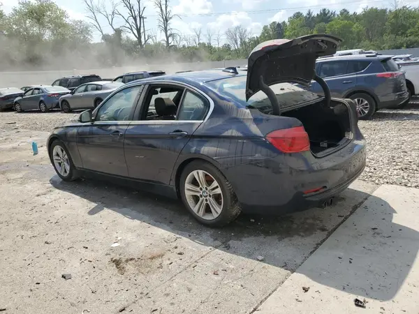 WBA8D9G53HNU59273 2017 BMW 3ER - Image 2