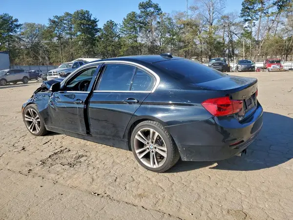 WBA8D9G53HNU60133 2017 BMW 3ER - Image 2