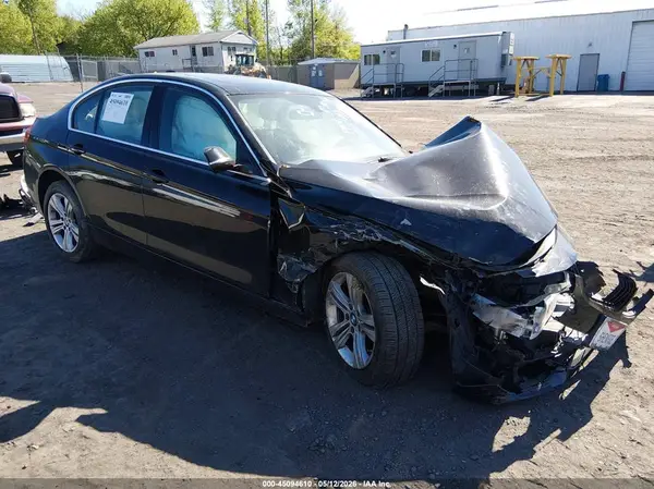 WBA8D9G53HNU60777 2017 BMW 3ER - Image 1
