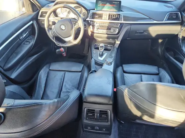 WBA8D9G53HNU60990 2017 BMW 3ER - Image 8