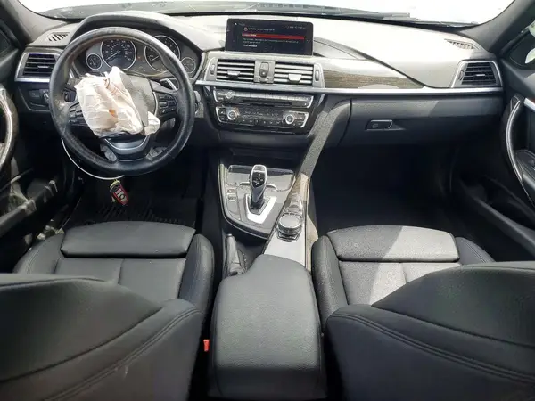 WBA8D9G53JNU66648 2018 BMW 3ER - Image 8