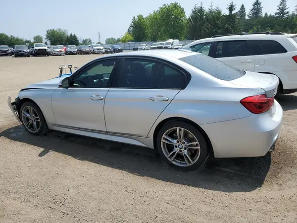 WBA8D9G53JNU70022 2018 BMW 3ER - Image 2