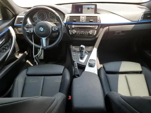 WBA8D9G53JNU70022 2018 BMW 3ER - Image 8