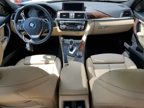WBA8D9G53JNU70604 2018 BMW 3ER - Image 8