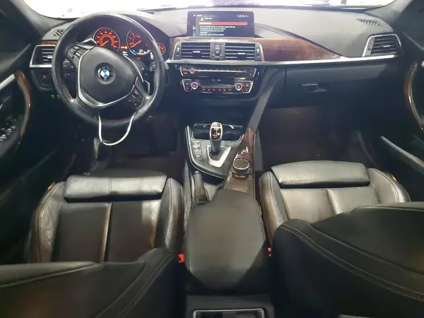 WBA8D9G54JNU67369 2018 BMW 3ER - Image 8