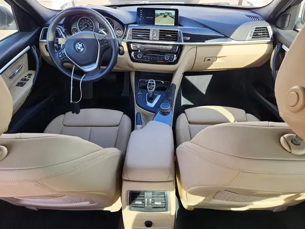 WBA8D9G54JNU67730 2018 BMW 3ER - Image 8