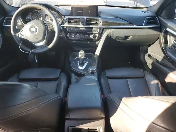 WBA8D9G54JNU72619 2018 BMW 3ER - Image 8