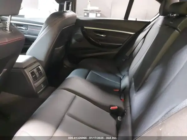 WBA8D9G54JNU72698 2018 BMW 3ER - Image 8