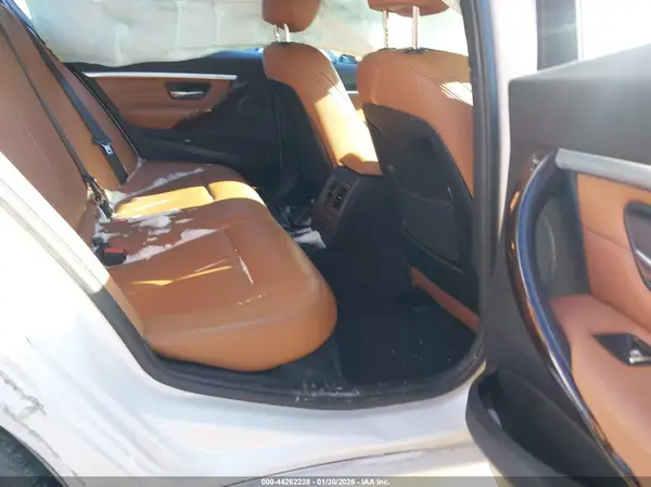WBA8D9G55HNT91056 2017 BMW 3ER - Image 8