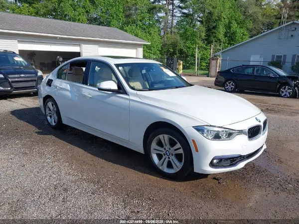 WBA8D9G55JNU69356 2018 BMW 3ER - Image 1