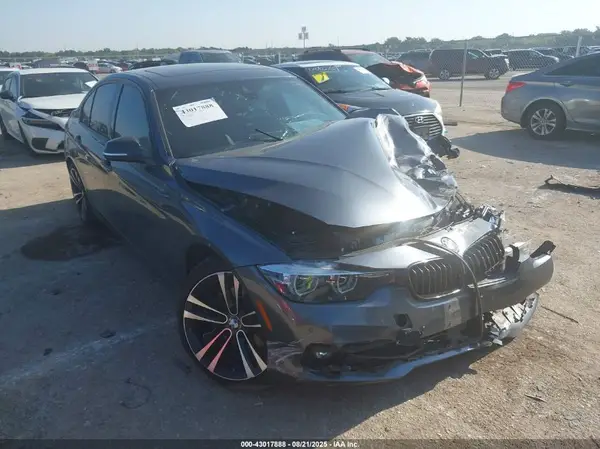 WBA8D9G55JNU71527 2018 BMW 3ER - Image 1