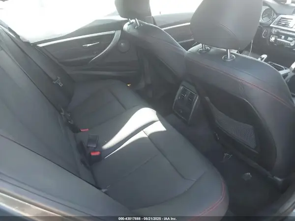 WBA8D9G55JNU71527 2018 BMW 3ER - Image 8