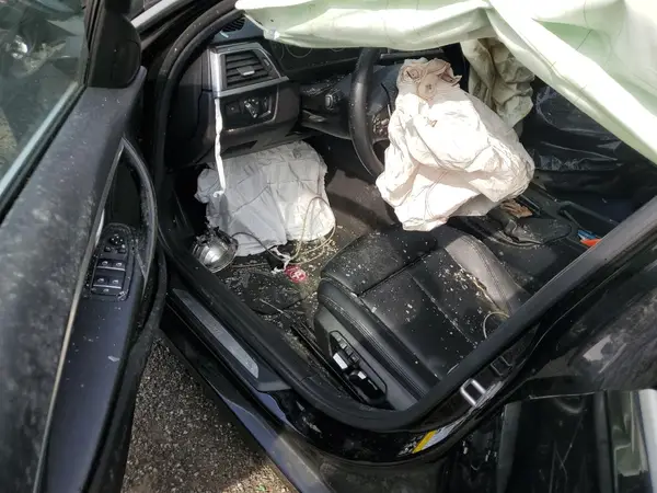 WBA8D9G56HNT91406 2017 BMW 3ER - Image 8