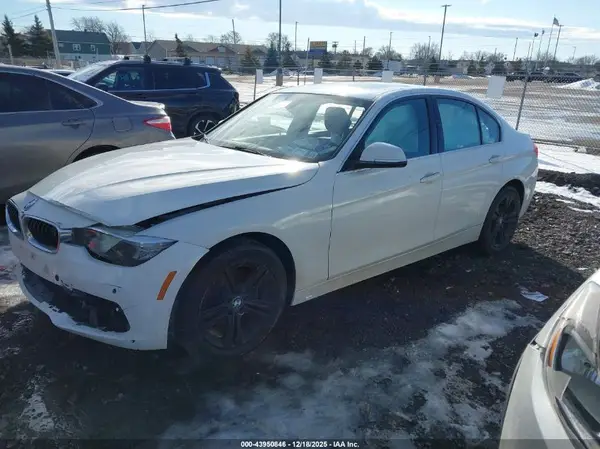 WBA8D9G56HNU59395 2017 BMW 3ER - Image 2