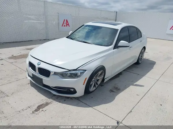 WBA8D9G56JNU66983 2018 BMW 3ER - Image 2