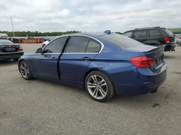 WBA8D9G56JNU68099 2018 BMW 3ER - Image 2