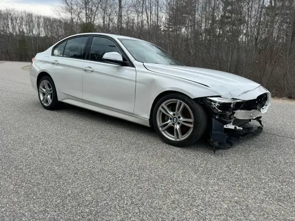 WBA8D9G56JNU68331 2018 BMW 3ER - Image 1