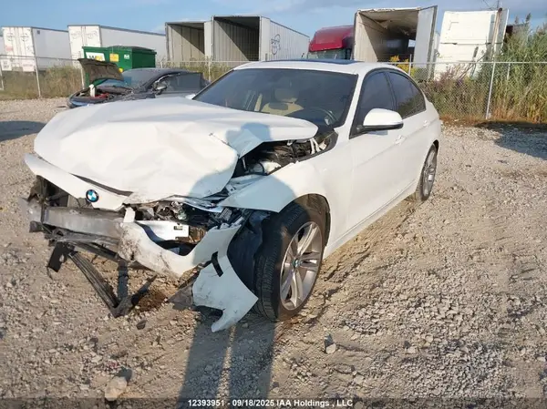 WBA8D9G56JNU69138 2018 BMW 3ER - Image 2