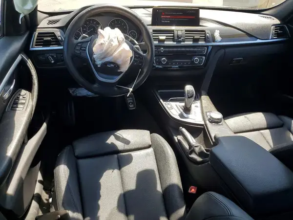 WBA8D9G56JNU72539 2018 BMW 3ER - Image 8