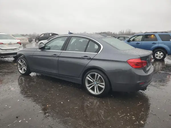 WBA8D9G57HNU58417 2017 BMW 3ER - Image 2