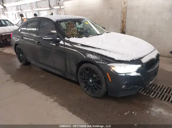 WBA8D9G57HNU59762 2017 BMW 3ER - Image 1
