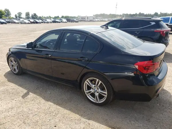 WBA8D9G57JNU69424 2018 BMW 3ER - Image 2