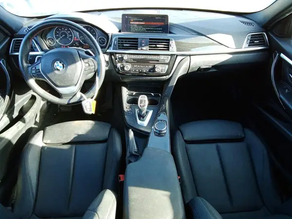 WBA8D9G57JNU69911 2018 BMW 3ER - Image 8