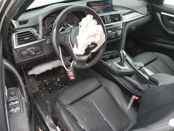 WBA8D9G57JNU69925 2018 BMW 3ER - Image 8